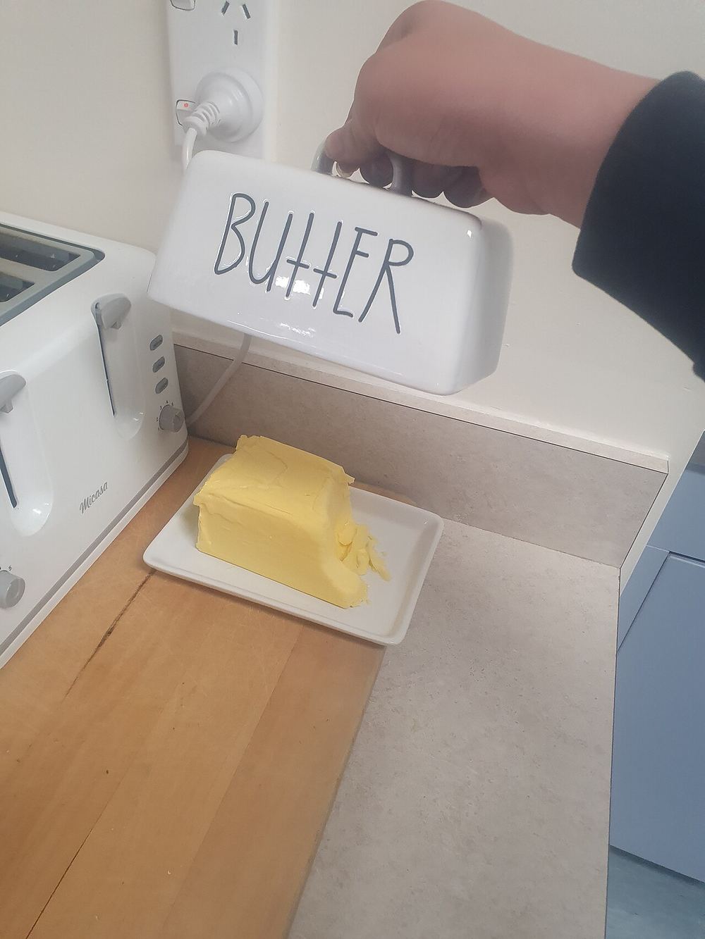 Yayıktan tereyağı, güğümden kaymak.